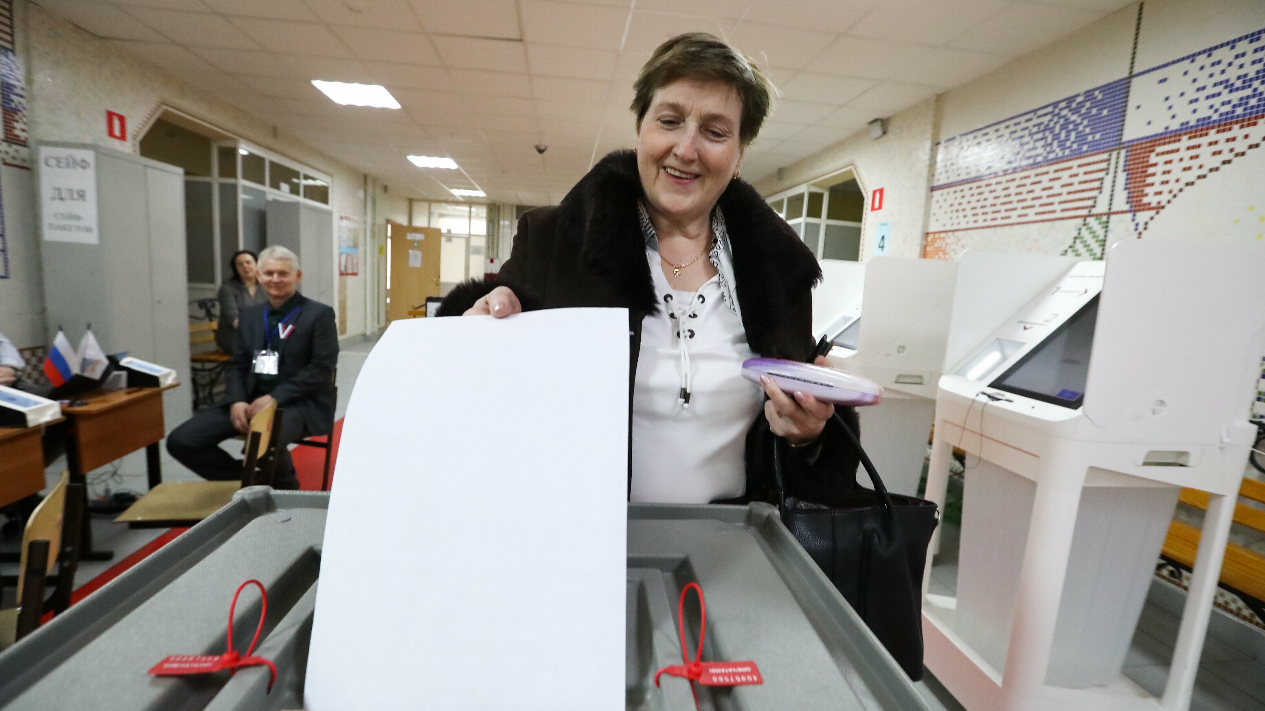 В ЦИК заявили о превысившей 50% явке на выборах президента России